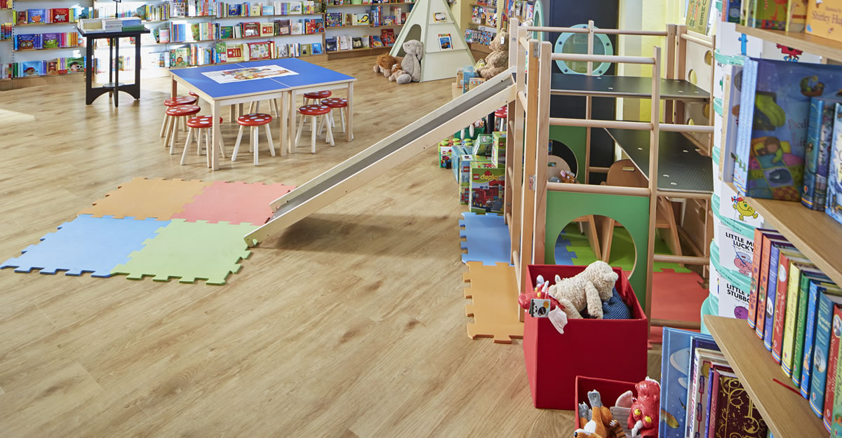1200 x 625 KARNDEAN COMMERCIAL FLOORING RETAIL LLP108 Providence WaterstonesBirminghamUK LS4